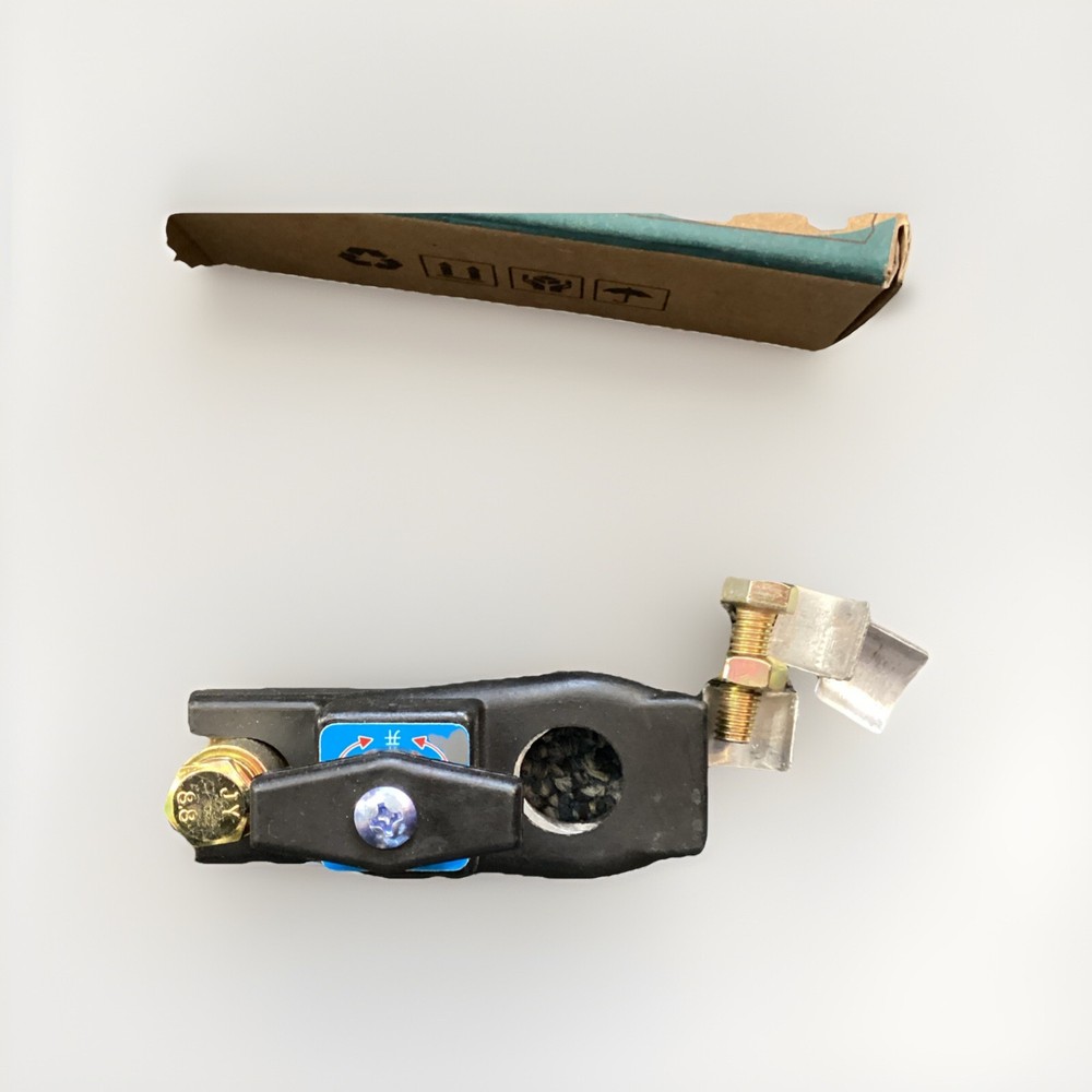 Battery Isolation Switch with Quick Access Design for User Convenience