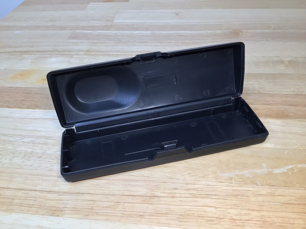 ALPINE CD CAR STEREO FACEPLATE CARRYING CASE