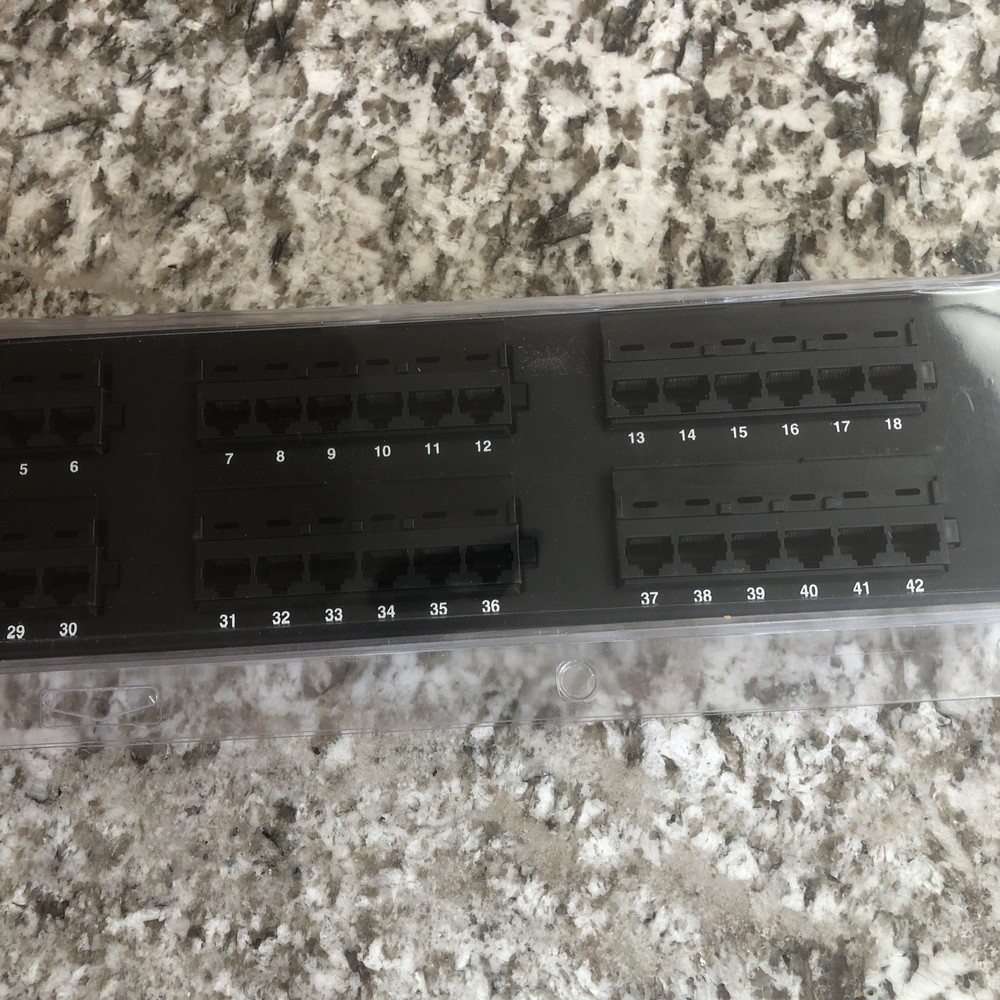 Genuine Tyco Electronics 406331-1 Netconnect Systems Cat 5e Patch Panel 48 Port
