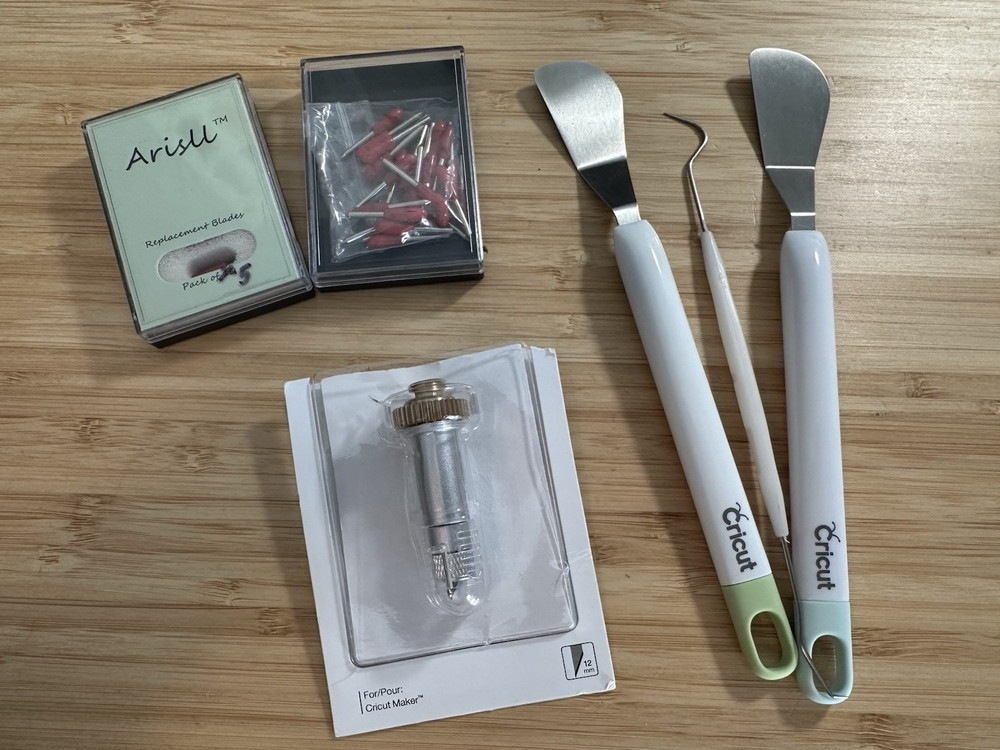 Cricut Knife & Blade Plus Additional Blades & Tools