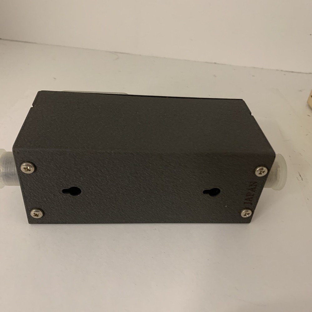 Vintage made in Japan. KRIS, Transmitter Model 823-126 Untested