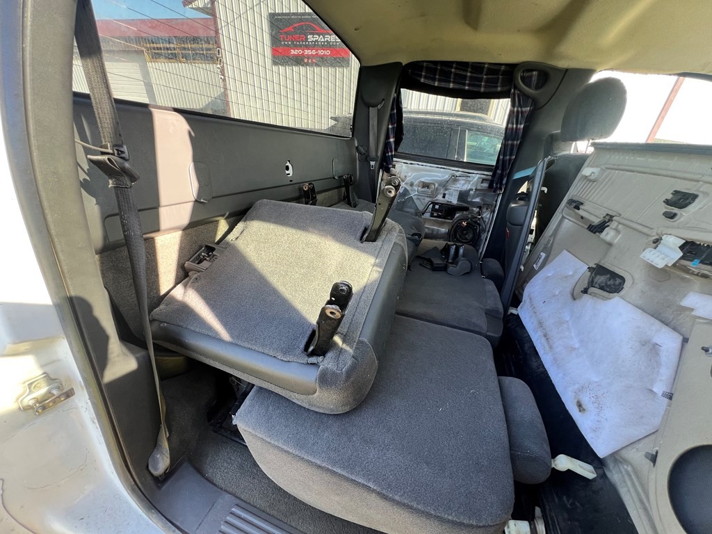 2005 Chevy Silverado 2500 2500HD CD Player AM FM Stereo Radio OEM