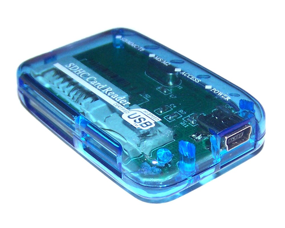 Multimedia Memory Card Reader 26 in 1 Hi Speed USB 2.0