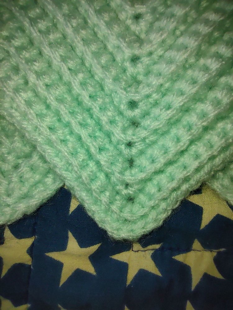 Chevron afghan throw blanket thick, roughly 60x30