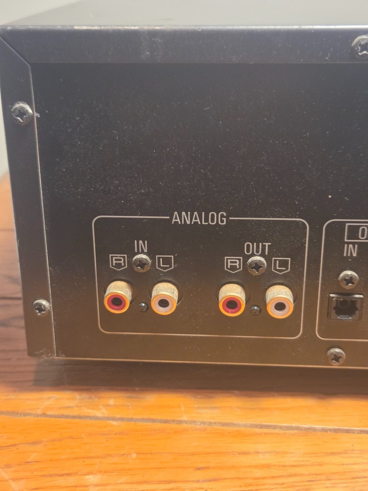 Technics SV-DA10 DAT Player Recorder Digital Audio Tape Deck