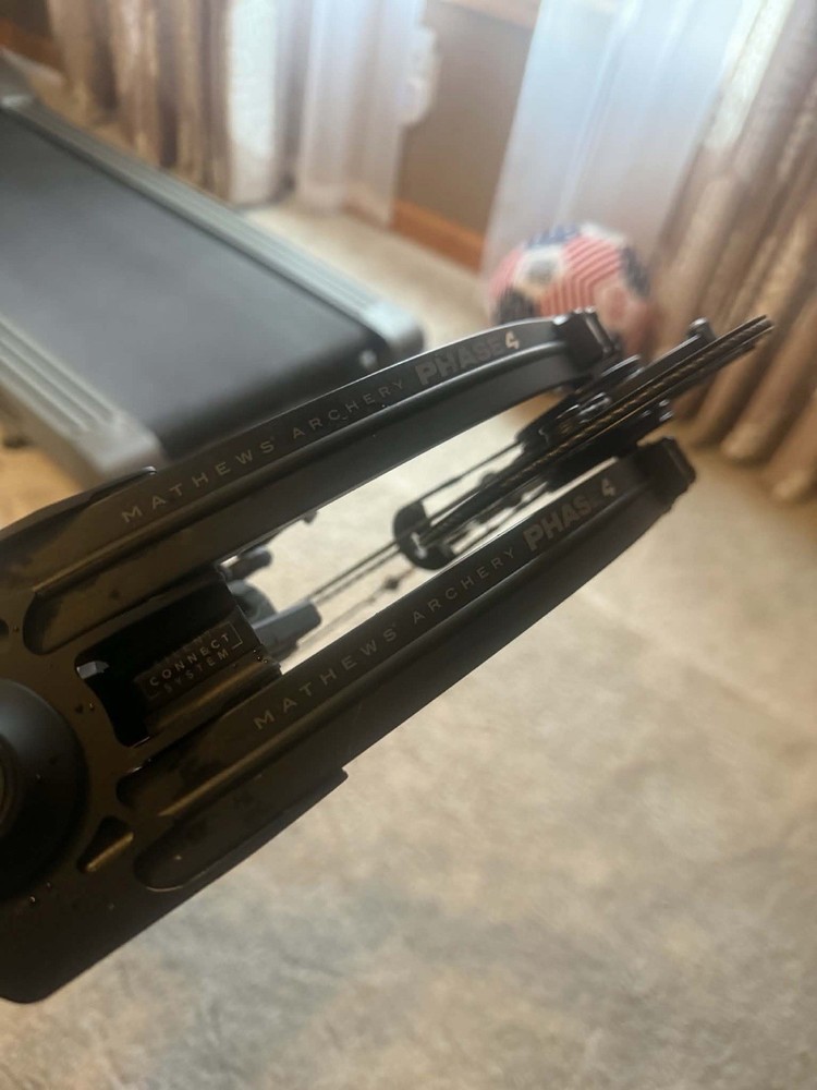 Mathews Phase 4 Compound Bow Black Right Hand