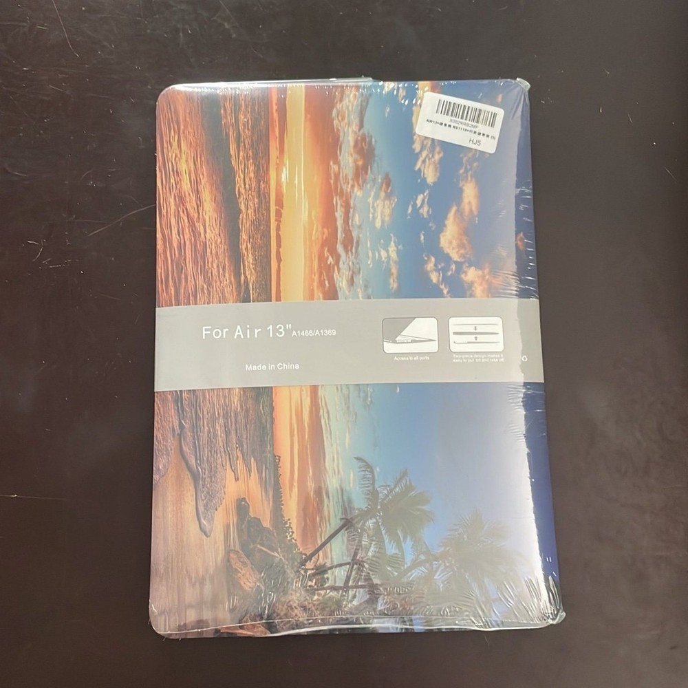MacBook Air 13” beach sunset design hard shell case