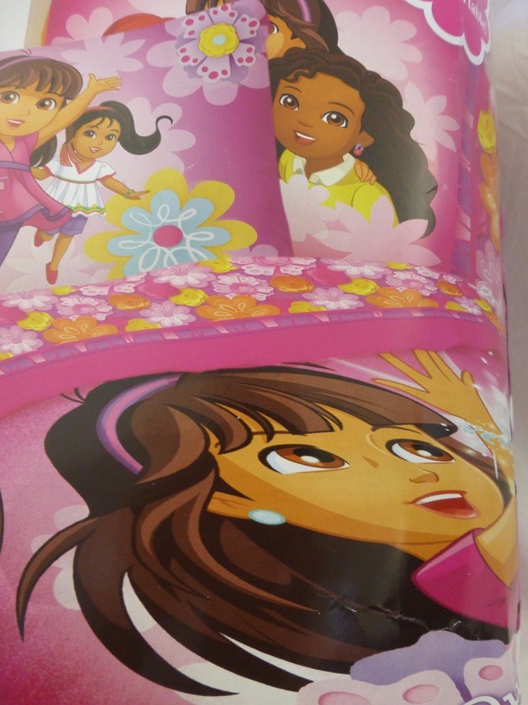 Nickelodeon Dora and Friends Twin Microfiber Comforter NIP