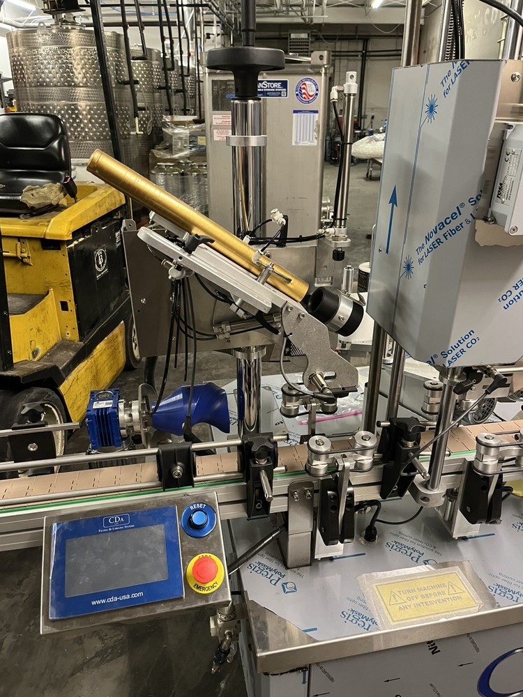 CDA R1000 Bottle Labeler