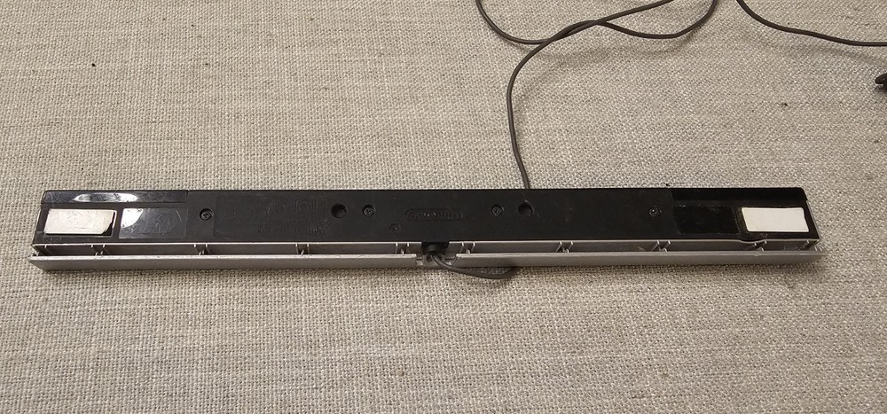 Nintendo RVL014 Sensor Bar - Black