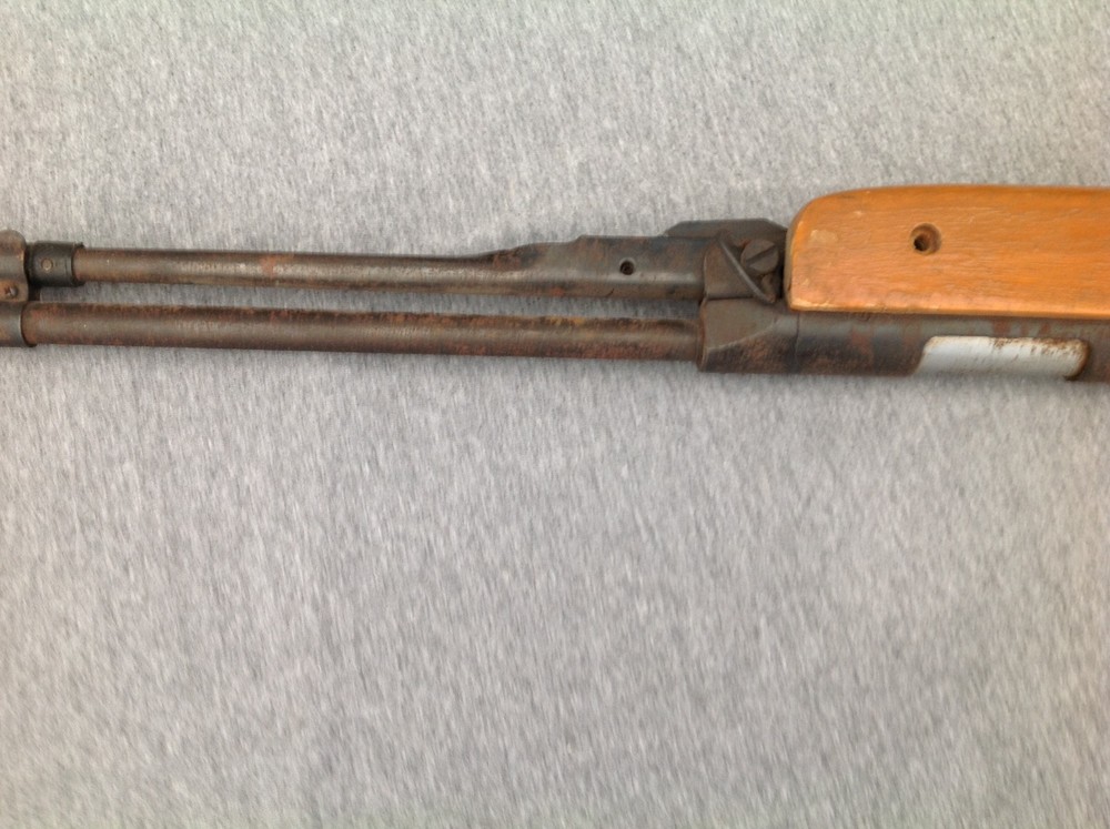 Underlever Air Rifle