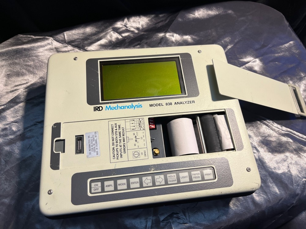 IRD Mechanalysis Model 838 Analyzer - WITHOUT ANY ACCESSORIES
