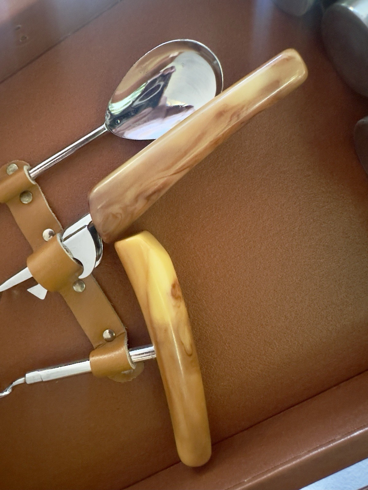 Vintage Trav-L-Bar Portable Cocktail Case • Complete With Barware & Key • MCM