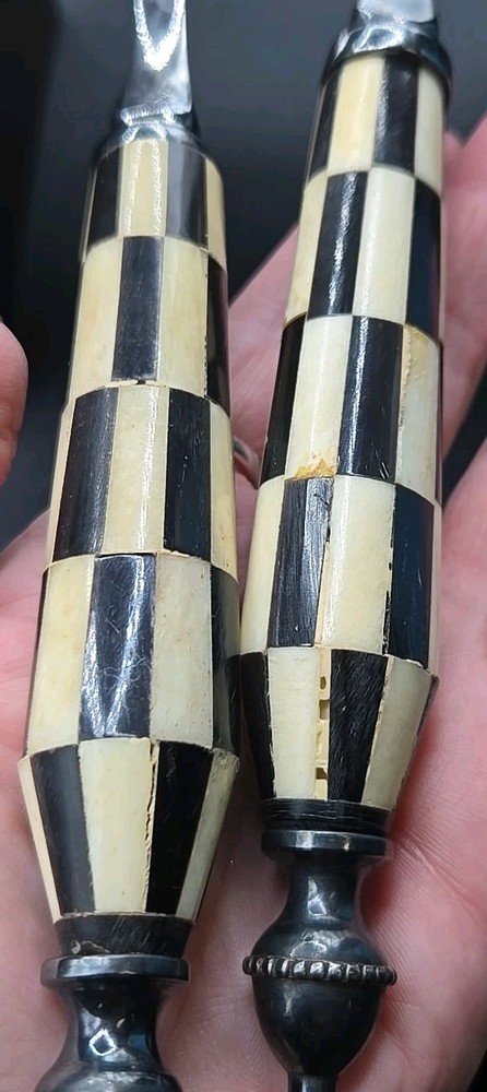 Unique TWO'S COMPANY Made in India Checkered Style SERVING SALAD FORK SPOON