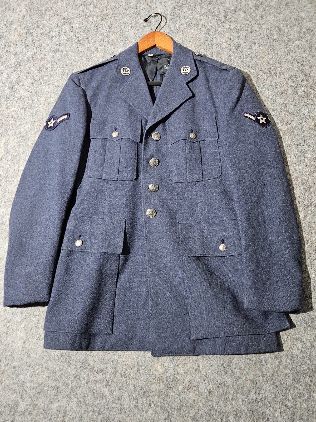 Vintage US Air Force Military Uniform Jacket 37R USAF Blue Wool