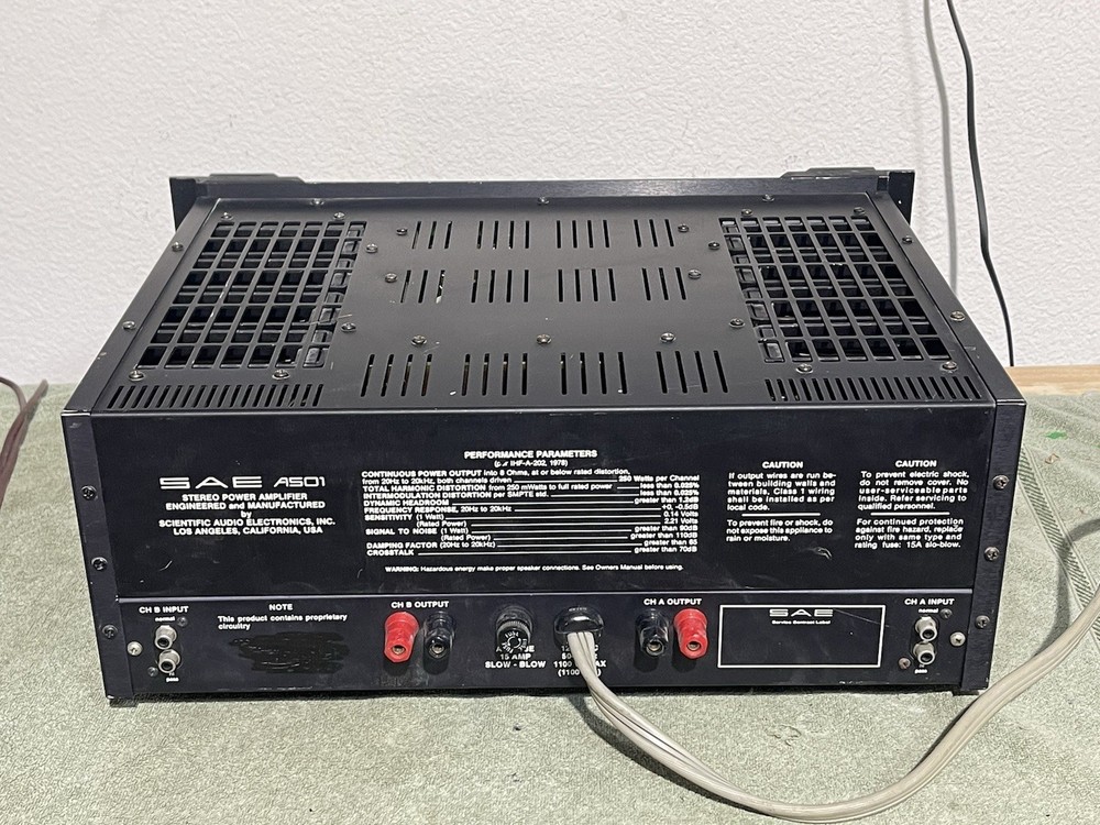 SAE A501 Stereo Amplifier
