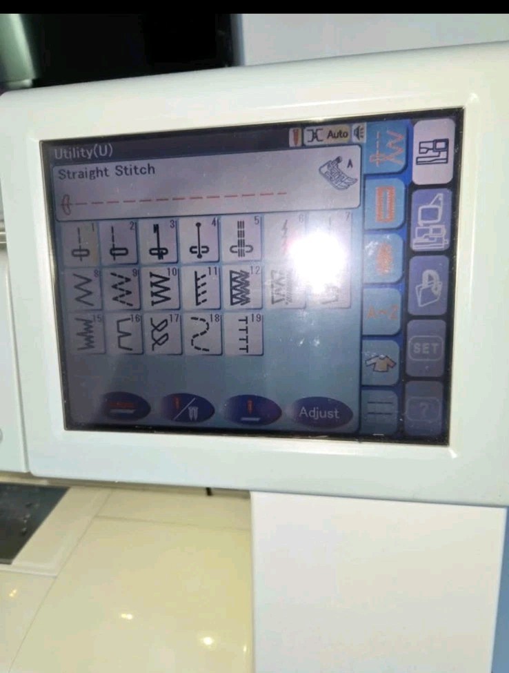 Janome Memory Craft MC 11000 Computerized Sewing Embroidery Machine & EXTRAS!
