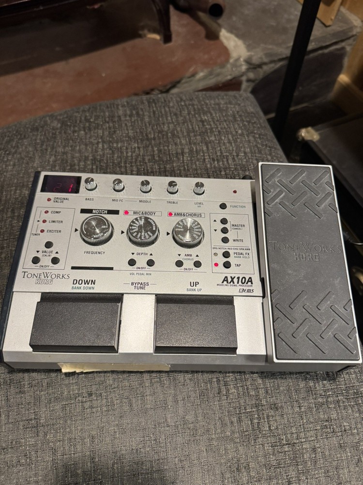 Korg ToneWorks AX10A Modeling Signal Processor!!