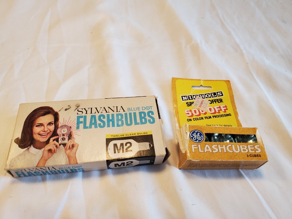 Sylvania M2 Flashbulbs & GE Flashcubes