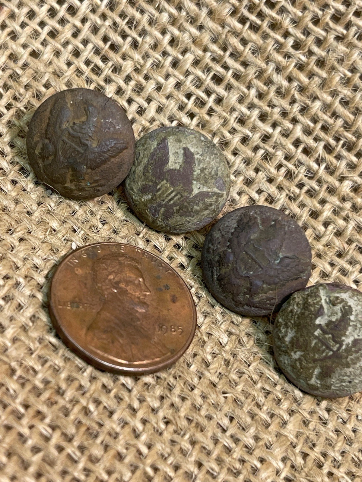 Four Dug Civil War Eagle General Service Cuff Buttons Complete With Shanks N. Ga