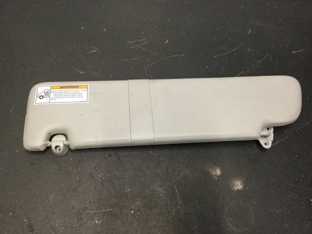 Kenworth T680 Right/Passenger Interior Sun Visor - Used