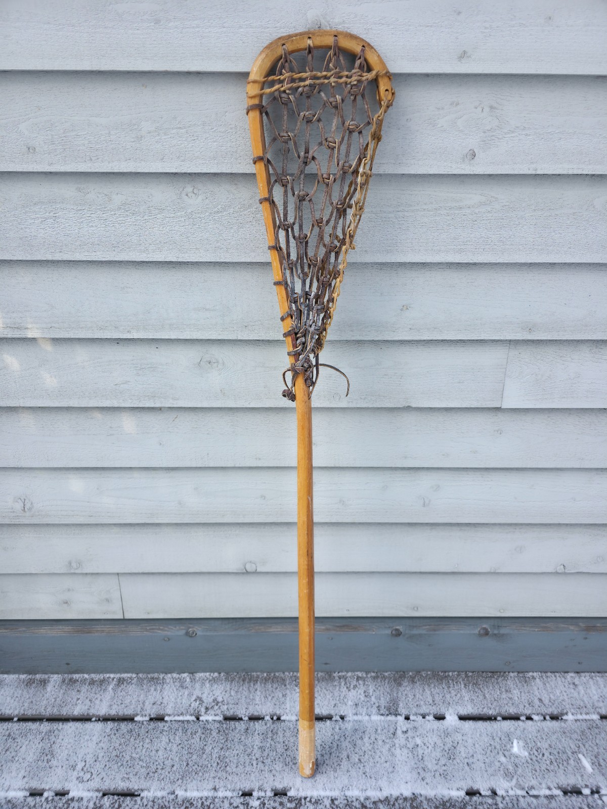 Beautiful VINTAGE Old Wooden MOHAWK DELUXE Lacrosse Stick 46" x 8"