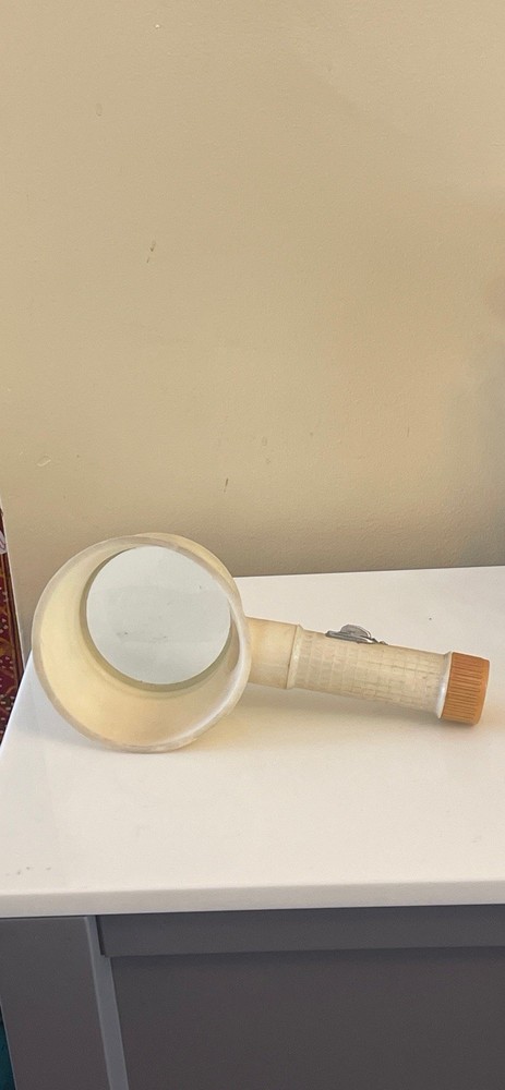 Vintage Battery Powered Illuminated handheld Magnifying Glass