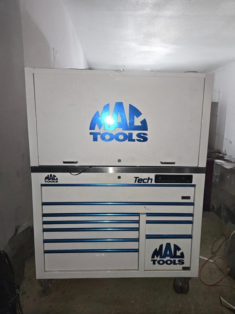 MAC Tools Tech Series- 10-Drawer Tool box Roll Cab Workstation