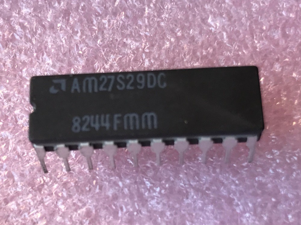 2pcs AM27S29DC 4096-bit (512X8) Bipolar PROMs
