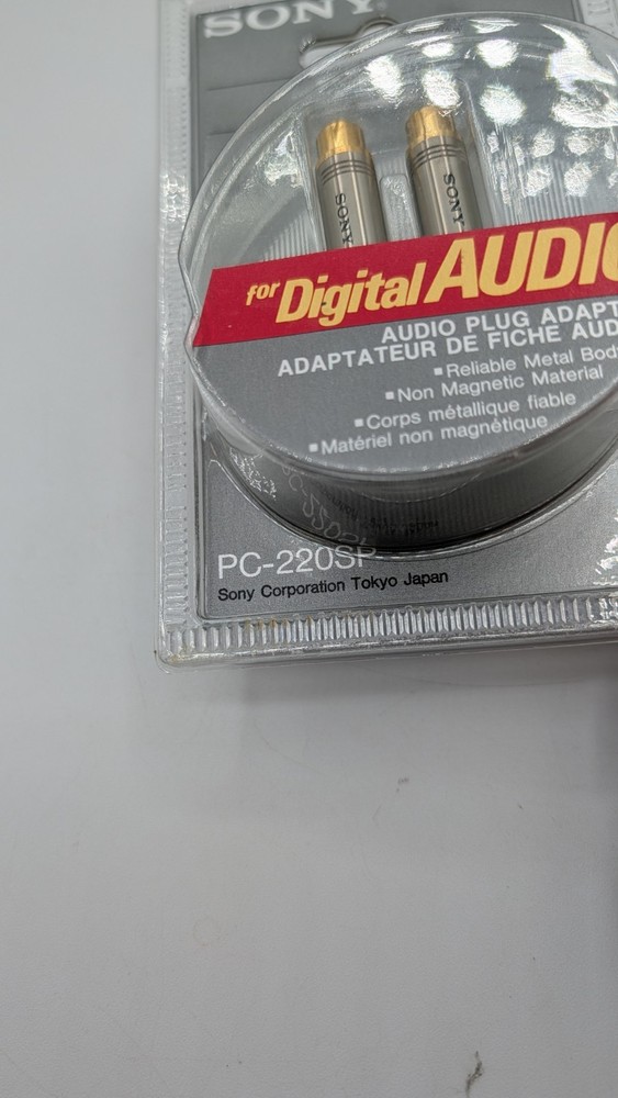 SONY PC-220SP Genuine Audio Plug Adapter New in box