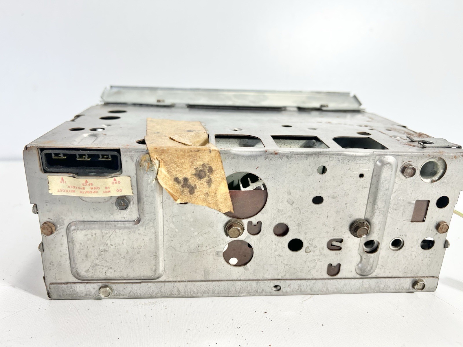 1965 1966 Buick Sonomatic AM Radio OEM original push button # 981061 GM Delco