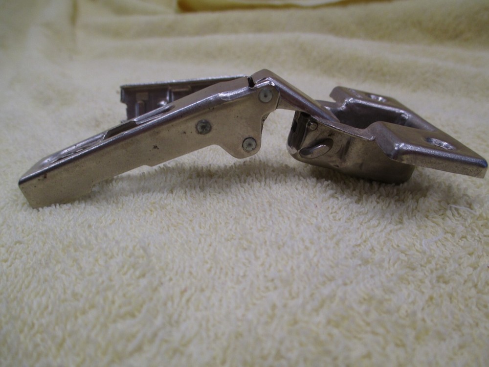 Grass 1006-30 Cabinet Hinge, No Base Plate, WS