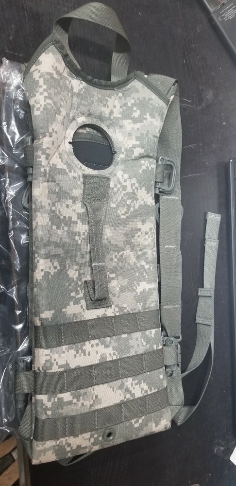 ARMY ACU MOLLE HYDRATION CARRIER 3L SYSTEM 100 oz, NO BLADDER, CIF ISSUE, READY