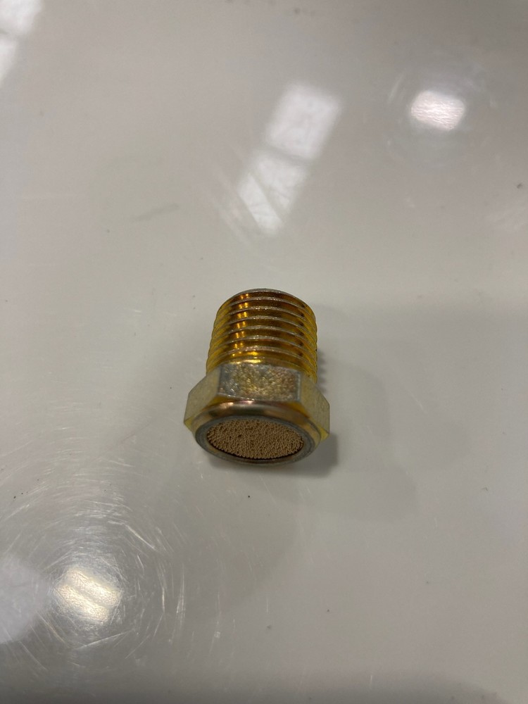 FV-.375 3/8" NPT Filter Vent Plug