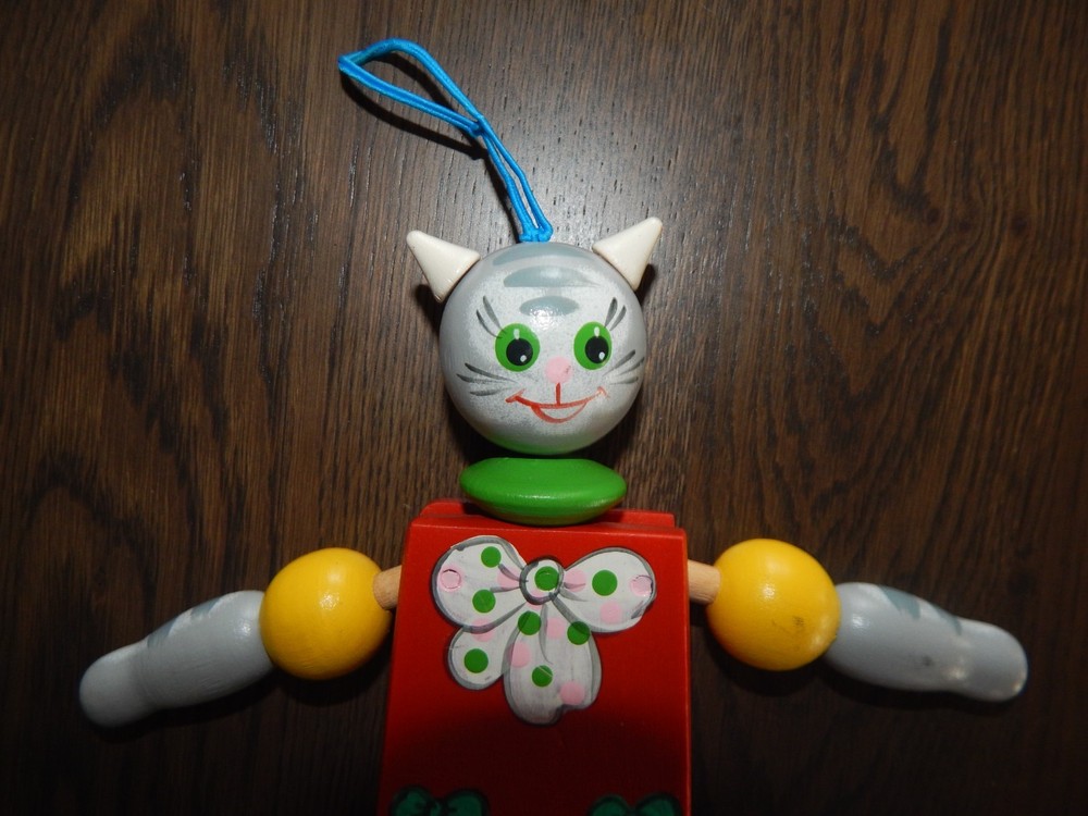 Wooden Jumping Jack Puppet Toy Pull String Dog & Cat Ornaments