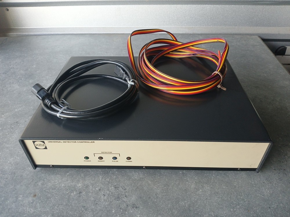 GATAN Universal Detector Controller Model 807.20100