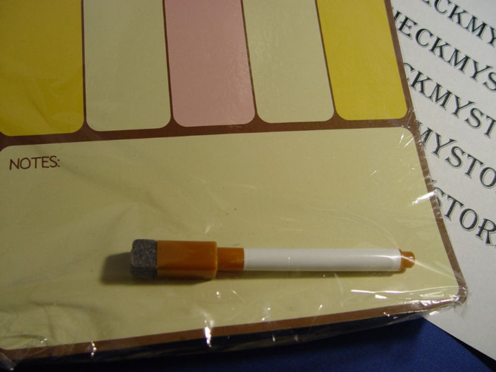 LOCKER MATE 8"x 11" Magnetic write&wipe TASK Board
