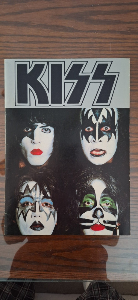 KISS - VINTAGE ORIGINAL 1979 DYNASTY TOUR CONCERT PROGRAM BOOK