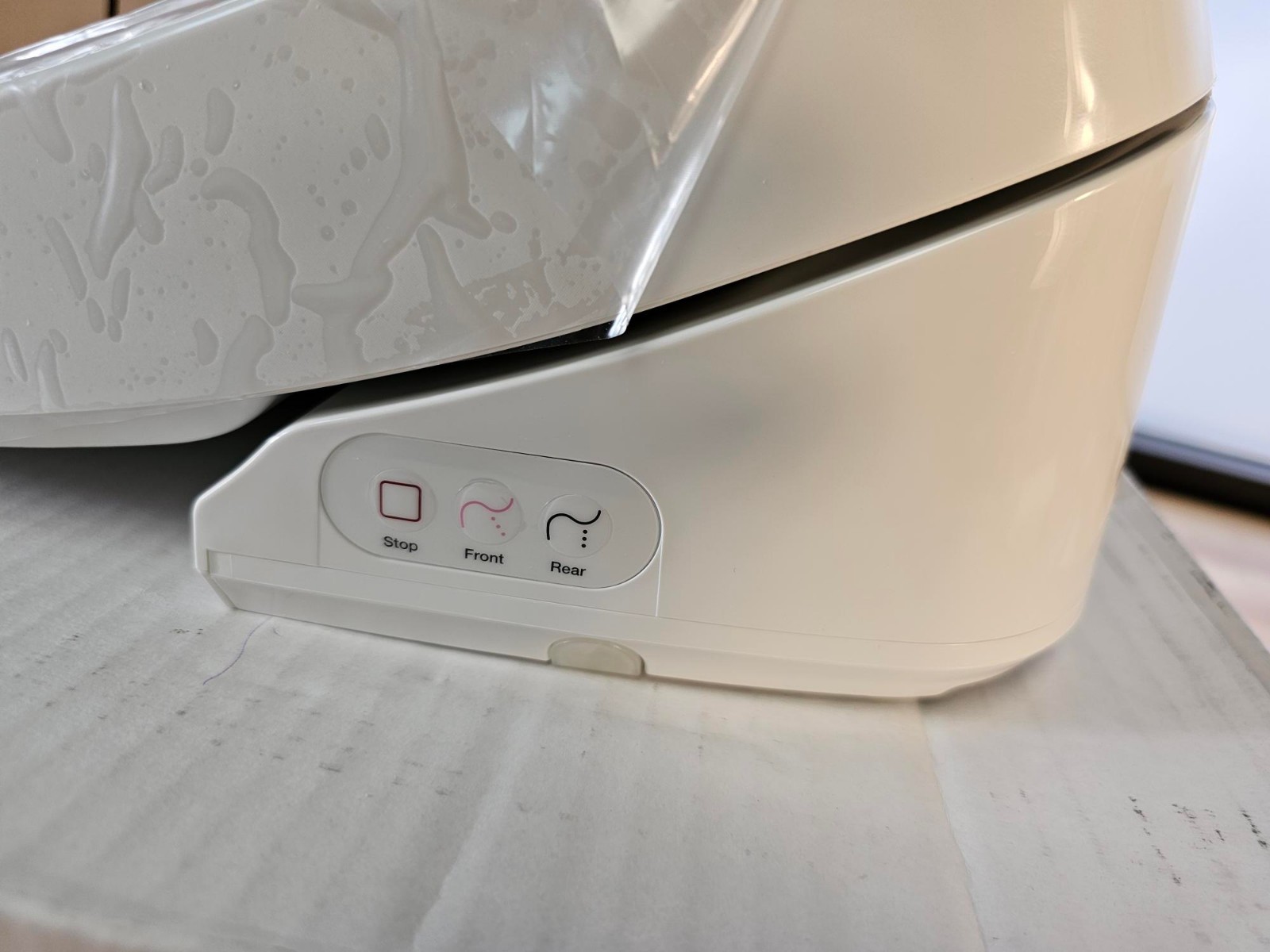 Enlongated Kohler C3-325 28119-0 Bidet Toilet Seat Heated w/ Remote