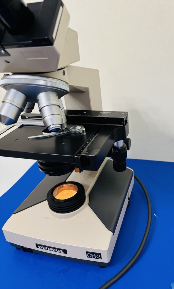 Olympus CHT / CH2 Laboratory Microscope