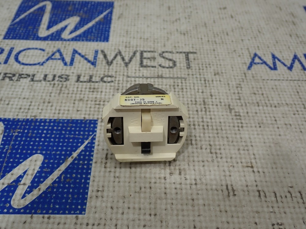 Allen Bradley 800T-J5 Selector Switch Core Series N
