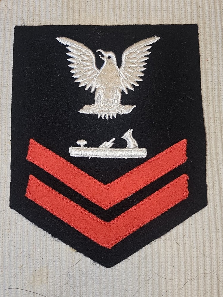 Obselete WWII USN Navy 2nd Class Pattern Maker Red Rate Chevron Patch L@@K!!! a