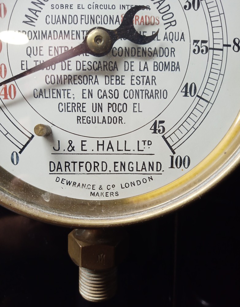 J & E Hall. Compression manometer Dartford, Kent. Original Vintage