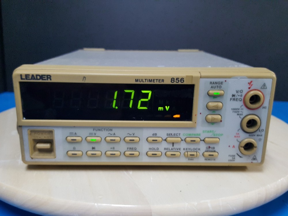 Leader 856 : Multimeter (7689)