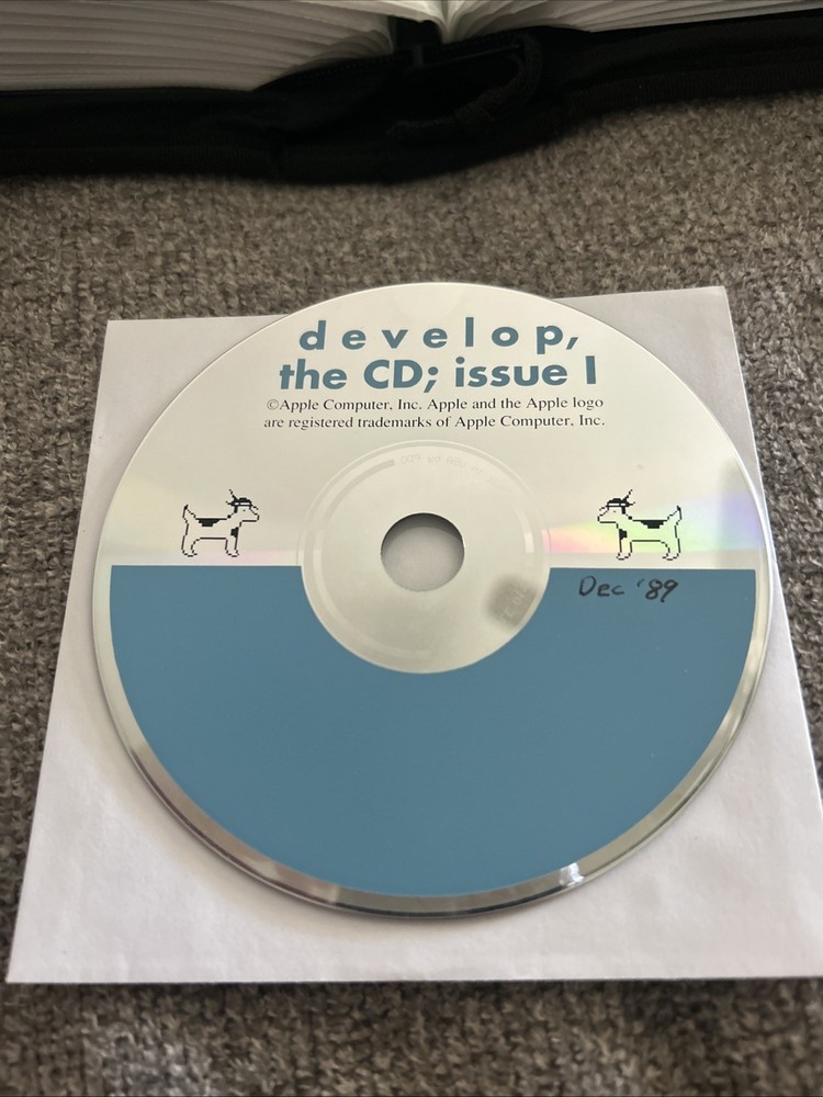 Apple Develop, The CD, Issue 1 + The Disc Issue 2 1989 / 1990 CDs Free Ship