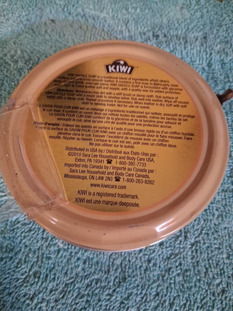 Kiwi Saddle Soap Cleans, Softens And Preserves