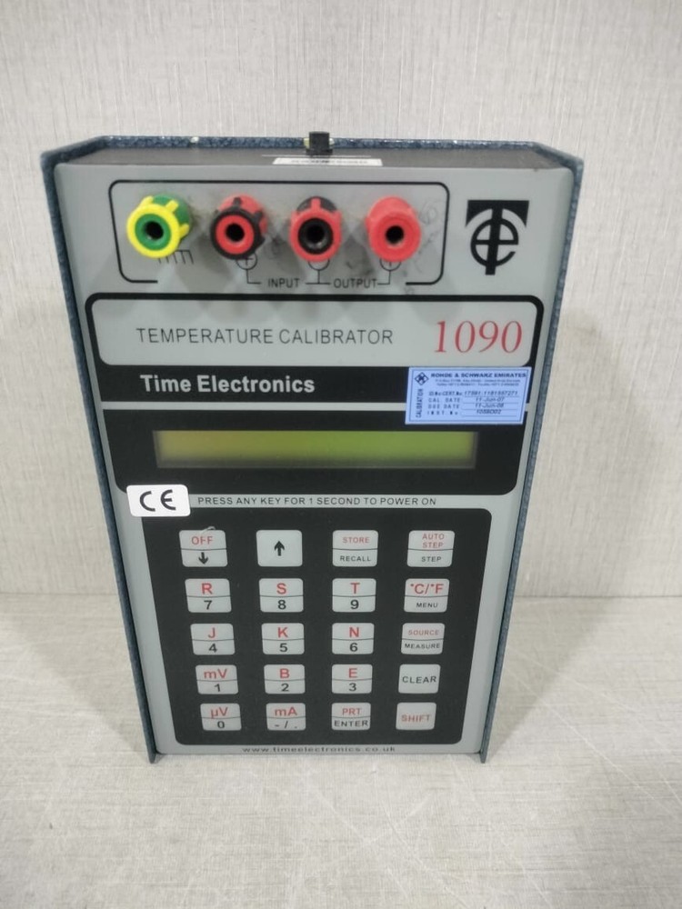 TIME ELECTRONICS TEMPERATURE PORTABLE CALIBRATOR 1090- TRIED & TESTED