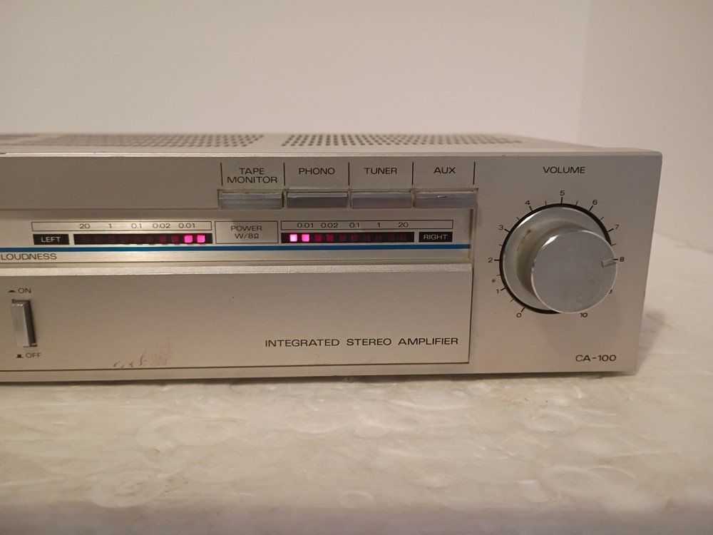 Fisher Studio Standard CA-100 Integrated Stereo Power Amplifier Tested Working