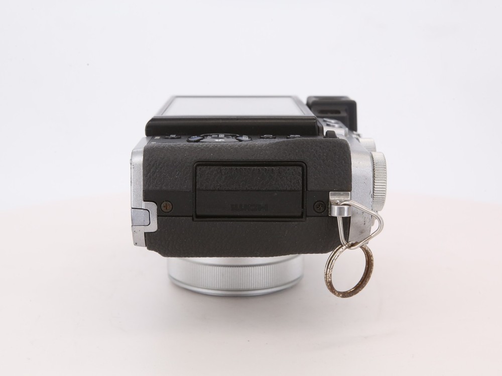 [Good, Fast Shipping] Fujifilm X30 Camera