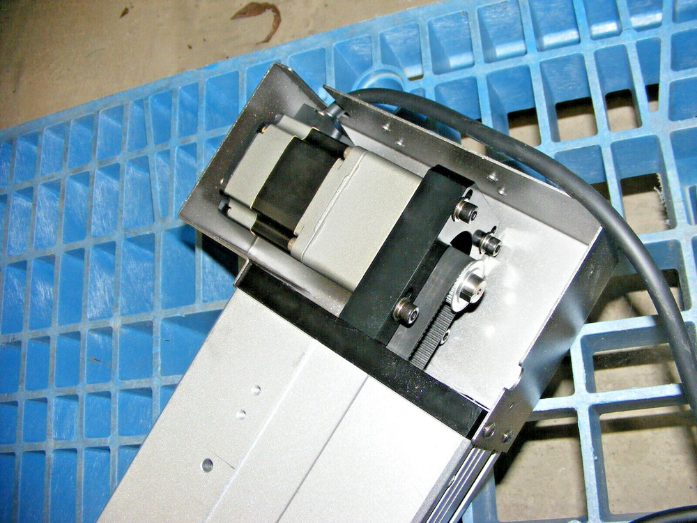 Nordson EFD Dispenser Robot Axis Rail Guide Y1